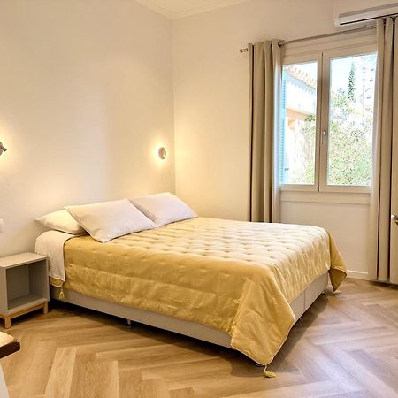 Kamelia Hotel Spétses Zimmer foto